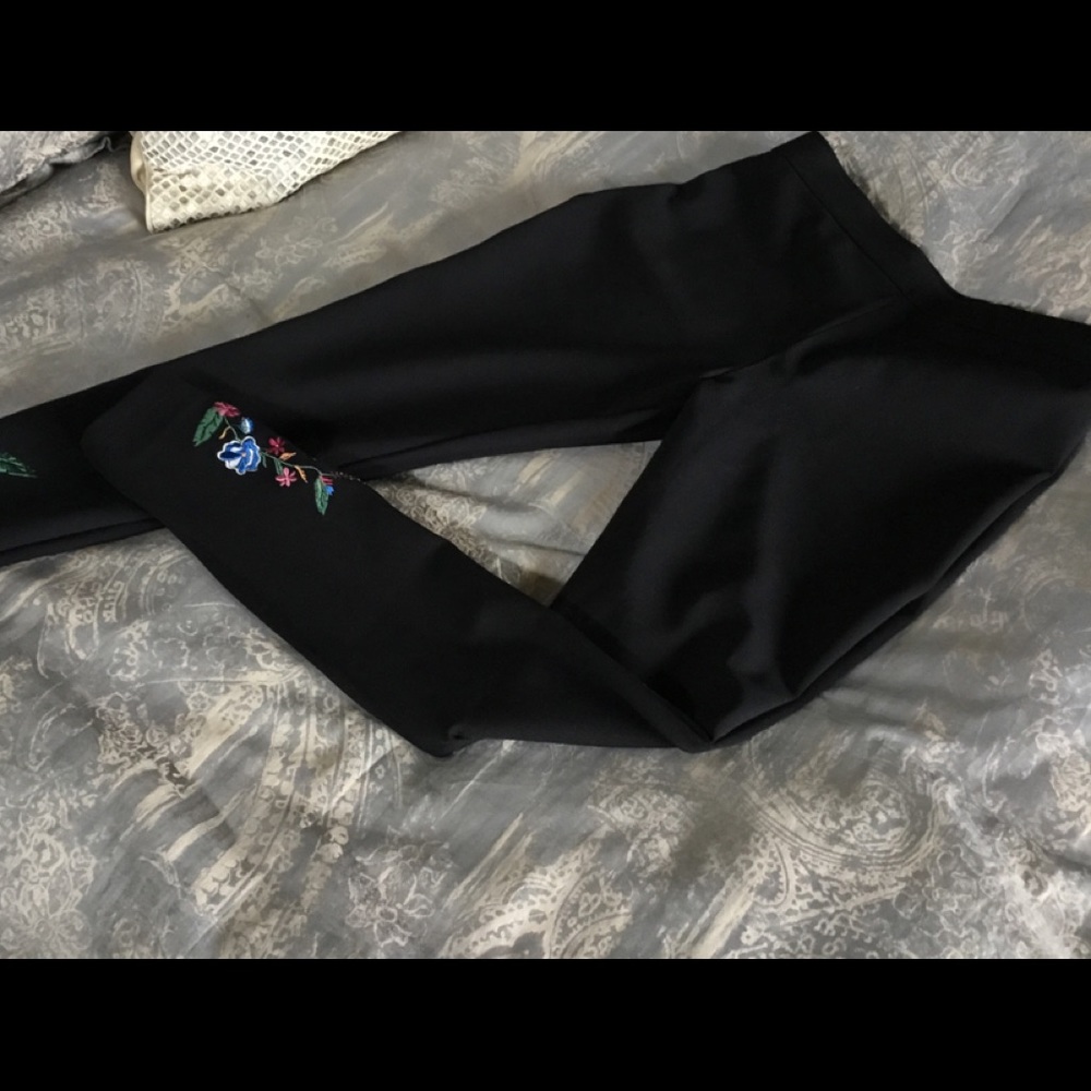 Romeo & Juliet Couture leggings size L